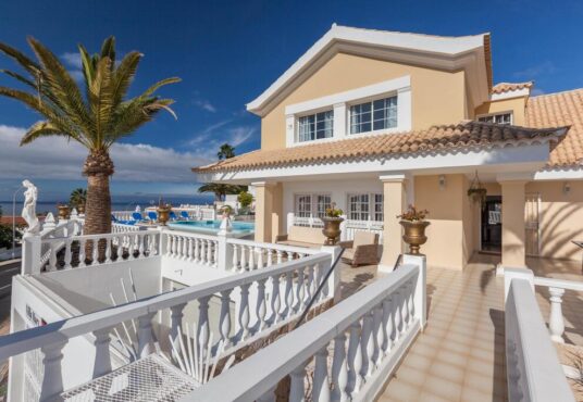 Villa in Callao Salvaje