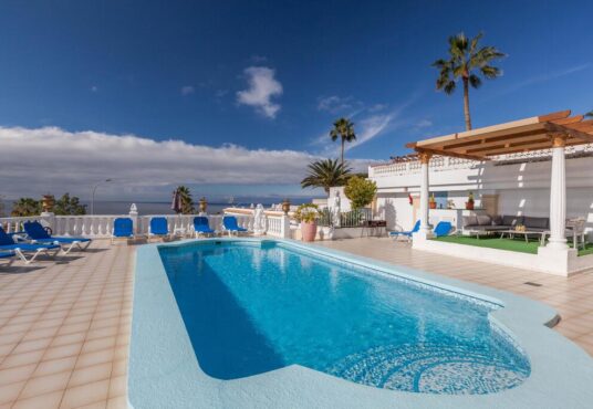 Villa in Callao Salvaje