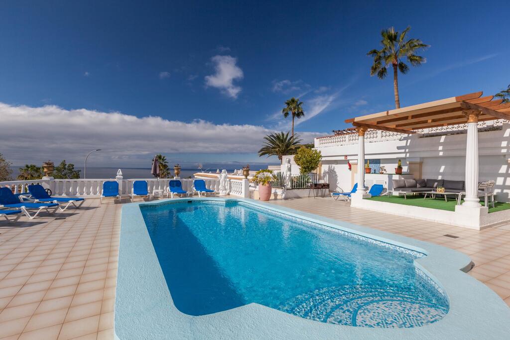 Villa in Callao Salvaje